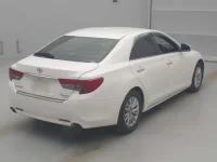 Toyota MARK X лот № 70099 оценка 3.5  с аукциона в Японии 1