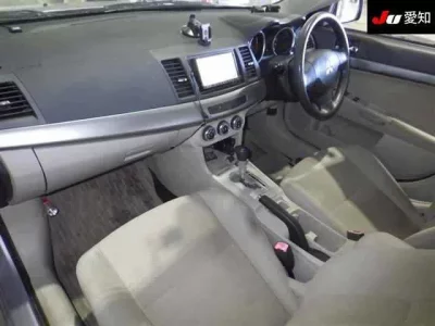 Mitsubishi GALANT FORTIS