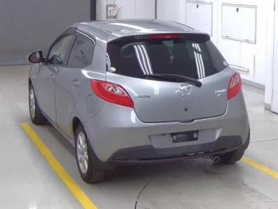 Mazda DEMIO