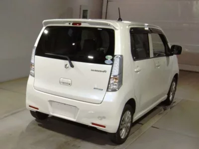 Suzuki WAGON R  с аукциона в Японии