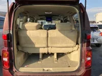 Nissan ELGRAND лот № 60078 оценка 3.5  с аукциона в Японии 9