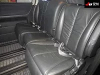 Nissan ELGRAND лот № 70141 оценка 3.5  с аукциона в Японии 3