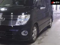 Nissan ELGRAND лот № 70141 оценка 3.5  с аукциона в Японии 6