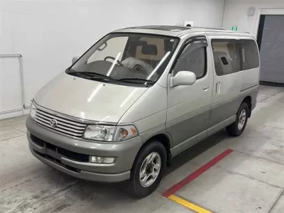 Toyota HIACE REGIUS