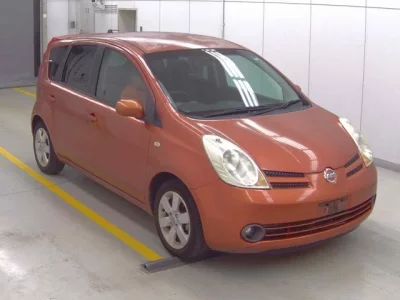 Nissan NOTE  с аукциона в Японии