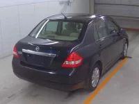 Nissan TIIDA LATIO лот № 4081 оценка R  с аукциона в Японии 3