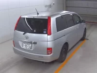 Toyota ISIS лот № 4086 оценка 3  с аукциона в Японии 3