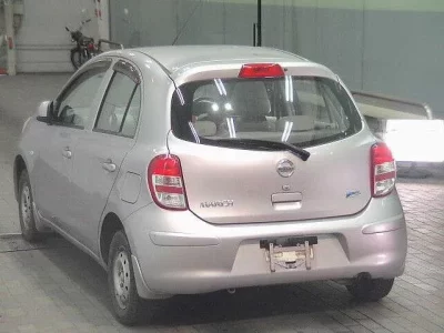 Nissan MARCH  с аукциона в Японии