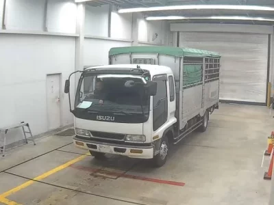 Isuzu FORWARD  с аукциона в Японии
