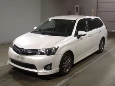 Toyota COROLLA FIELDER  с аукциона в Японии