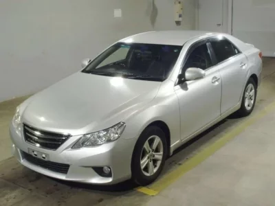 Toyota MARK X  с аукциона в Японии