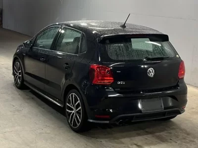 Volkswagen POLO  с аукциона в Японии