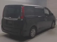 Toyota NOAH лот № 80571 оценка 3  с аукциона в Японии 1