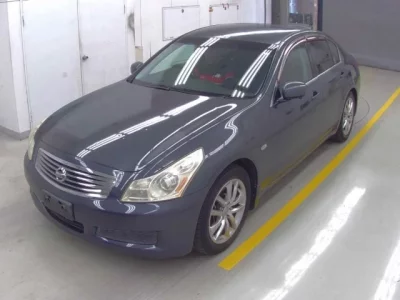 Nissan SKYLINE  с аукциона в Японии