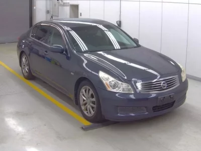 Nissan SKYLINE  с аукциона в Японии