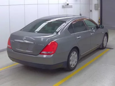 Nissan TEANA  с аукциона в Японии