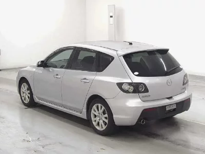 Mazda AXELA  с аукциона в Японии