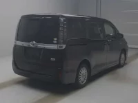 Toyota VOXY лот № 20033 оценка RA  с аукциона в Японии 1
