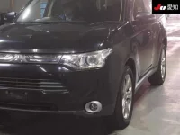 Mitsubishi OUTLANDER лот № 70178 оценка 3  с аукциона в Японии 6