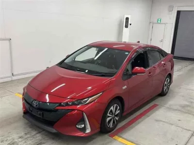 Toyota PRIUS PHV  с аукциона в Японии