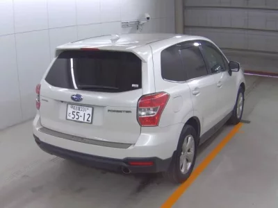 Subaru FORESTER  с аукциона в Японии