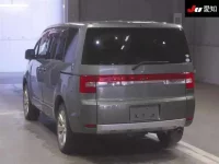 Mitsubishi DELICA D5 лот № 70184 оценка 3  с аукциона в Японии 1