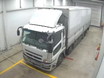 Mitsubishi FUSO TRUCK  с аукциона в Японии