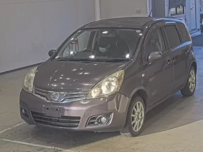 Nissan NOTE  с аукциона в Японии