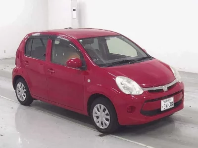 Toyota PASSO  с аукциона в Японии