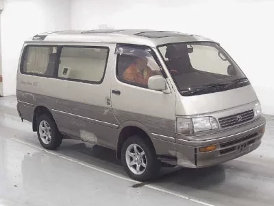 Toyota HIACE  с аукциона в Японии