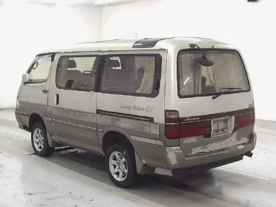 Toyota HIACE  с аукциона в Японии