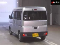 Daihatsu HIJET VAN лот № 2560 оценка 3.5  с аукциона в Японии 1