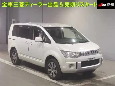 Mitsubishi DELICA D5  с аукциона в Японии