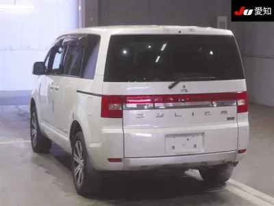 Mitsubishi DELICA D5  с аукциона в Японии