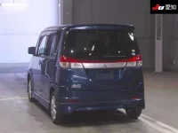 Mitsubishi DELICA D2 лот № 70192 оценка 4  с аукциона в Японии 1