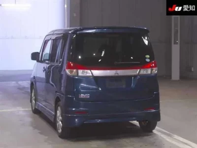 Mitsubishi DELICA D2