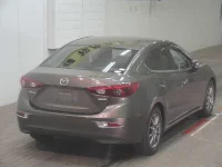 Mazda AXELA лот № 7032 оценка RA  с аукциона в Японии 3