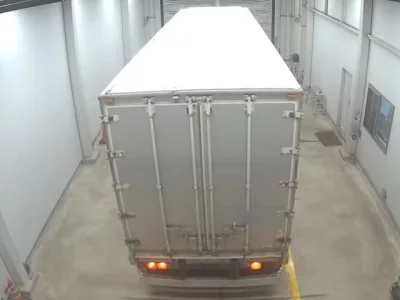 Mitsubishi FUSO TRUCK  с аукциона в Японии