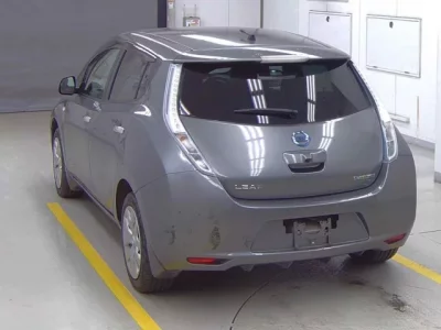 Nissan LEAF  с аукциона в Японии