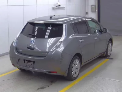 Nissan LEAF  с аукциона в Японии