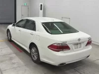 Toyota CROWN лот № 30004 оценка R  с аукциона в Японии 1