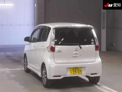 Mitsubishi EK CUSTOM