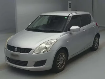 Suzuki SWIFT  с аукциона в Японии