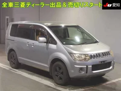 Mitsubishi DELICA D5  с аукциона в Японии