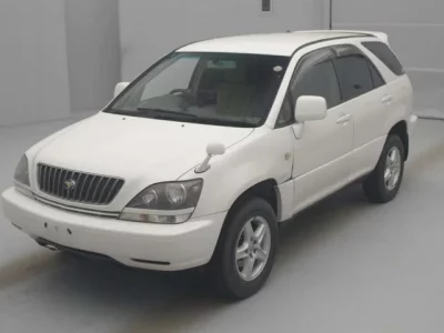 Toyota HARRIER  с аукциона в Японии