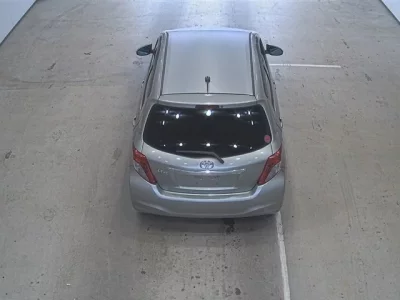 Toyota VITZ  с аукциона в Японии