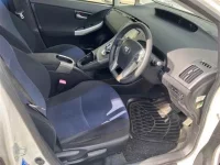 Toyota PRIUS лот № 30009 оценка 4  с аукциона в Японии 2