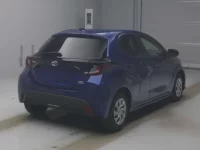 Toyota YARIS лот № 20050 оценка RA  с аукциона в Японии 1