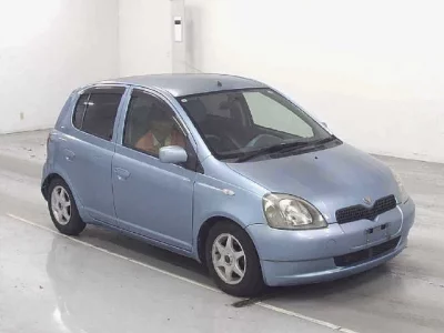 Toyota VITZ  с аукциона в Японии