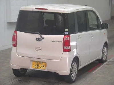Subaru LUCRA